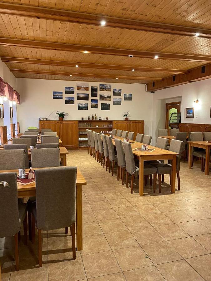 Rs Bernov Zatisi Hotel Nejdek Екстериор снимка