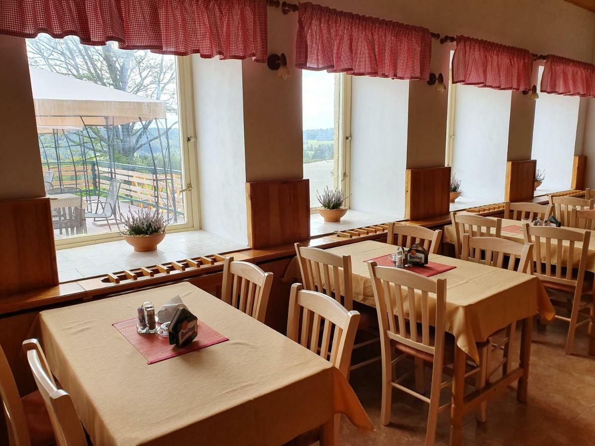 Rs Bernov Zatisi Hotel Nejdek Екстериор снимка