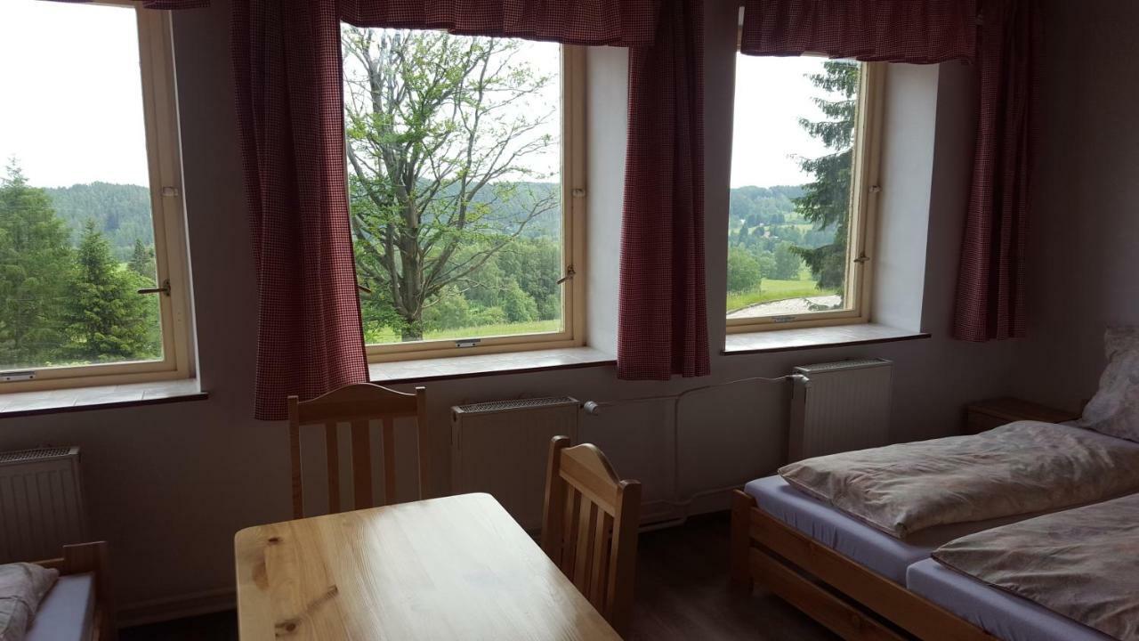 Rs Bernov Zatisi Hotel Nejdek Екстериор снимка